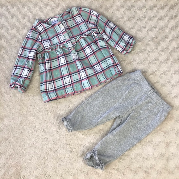 Carter’s Baby Girl Outfit Plaid Top Gray Pants 9M - Picture 2 of 5